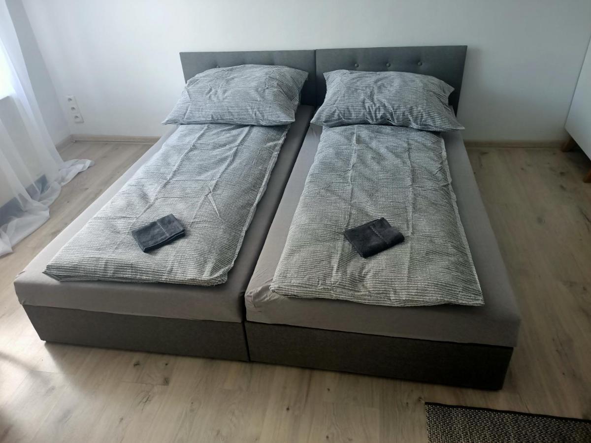 Niemodlinska 11 M 2 *